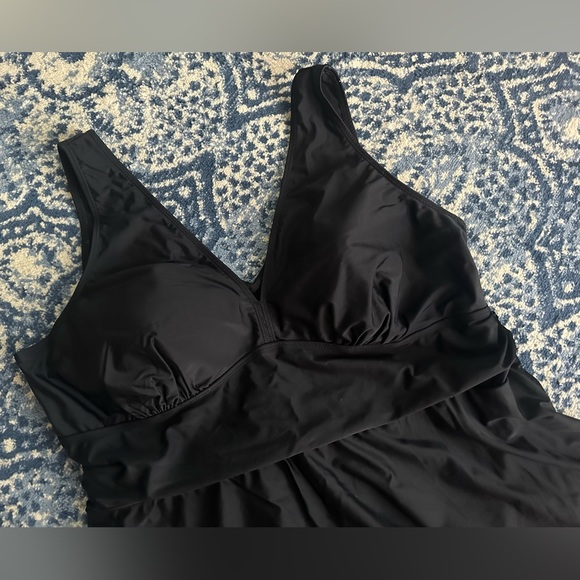 NWOT Torrid Wireless Short Asymmetrical Swim Dress - Picture 5 of 14